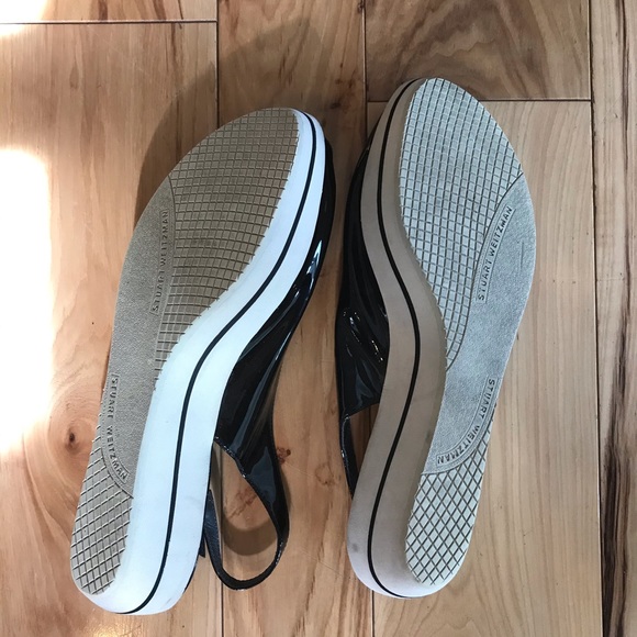 Stuart Weitzman patent leather shoes - Picture 2 of 3